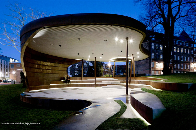 Hasonl� st�lus� pavilont szeretn�nek a December 1 parkba.
