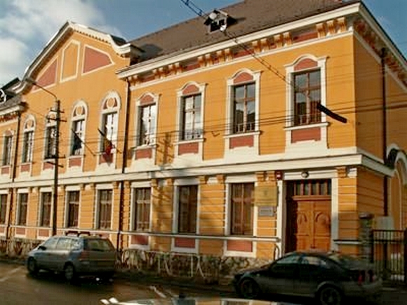 A korabeli polg�rmesteri hivatal �p�lete napjainkban a b�r�s�gnak ad otthont