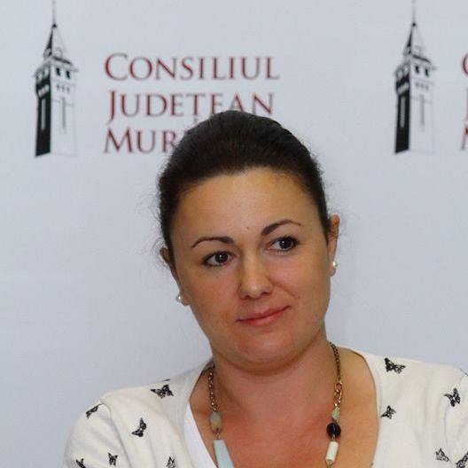 Kozma M�nika