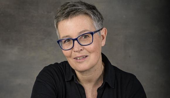 Selyem Zsuzsa Forr�s: Magyar Narancs