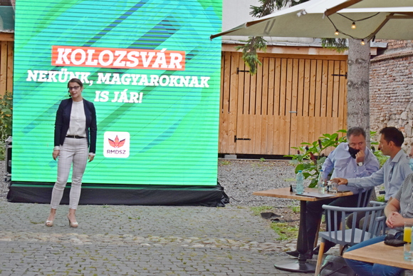 Ol�h Emese alpolg�rmester