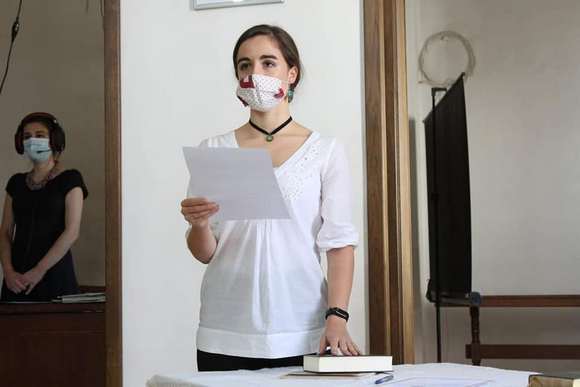 Az alpolg�rmester letette az esk�t