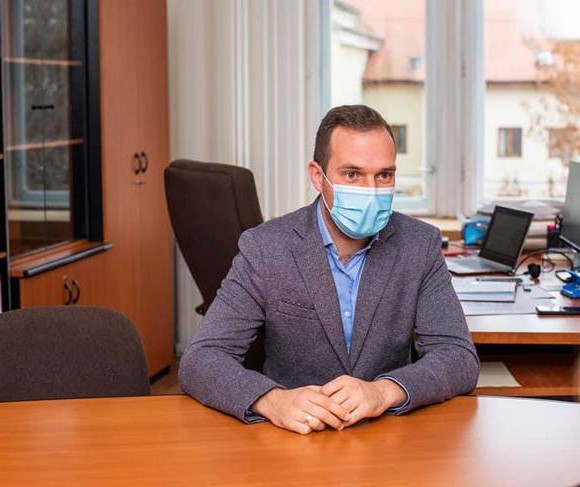 Jakab Istv�n Barna Kov�szna Megye Tan�cs�nak aleln�ke. Forr�s: Benk� Erika Facebook-oldal