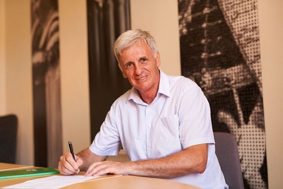 Henning L�szl�. Forr�s: Tam�s S�ndor Facebook-oldal