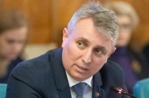 Bel�gyminiszter: Rom�nia cs�cstart� Eur�p�ban a fikt�v olt�sok ter�n. 1300 gyan�s�tott ellen folyik nyomoz�s