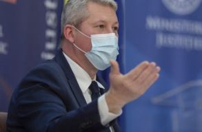 Predoiu a romaellenes t�ntet�sr�l: az �llam tiszteletben tartja a kisebbs�gek jogait, de a t�rv�nyt alkalmazni kell