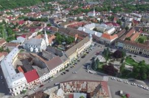 Szomor� rekord D�sen: 25 ezrel�k f�l�tt a fert�z�tts�gi r�ta