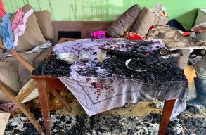 K�zel egy �v ut�n mi a helyzet a cs�kszeredai t�zk�rosultakkal? - S�gor Enik�t k�rdezt�k