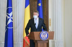 Klaus Johannis visszak�ldte a medv�k kil�v�s�t szab�lyoz� t�rv�nyt 