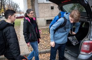 Sz�zak j�ttek vissza Erd�lybe, ezrek maradtak Magyarorsz�gon