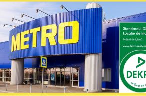 Szalmonellafert�z�s miatt csirkecombot �s farh�tat vont ki forgalomb�l a Metro