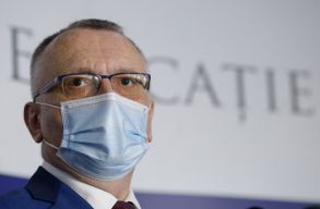 Sorin C�mpeanu: j�v� h�tt�l j�het az online oktat�s, val�sz�n� Kolozs megye nyitja a sort